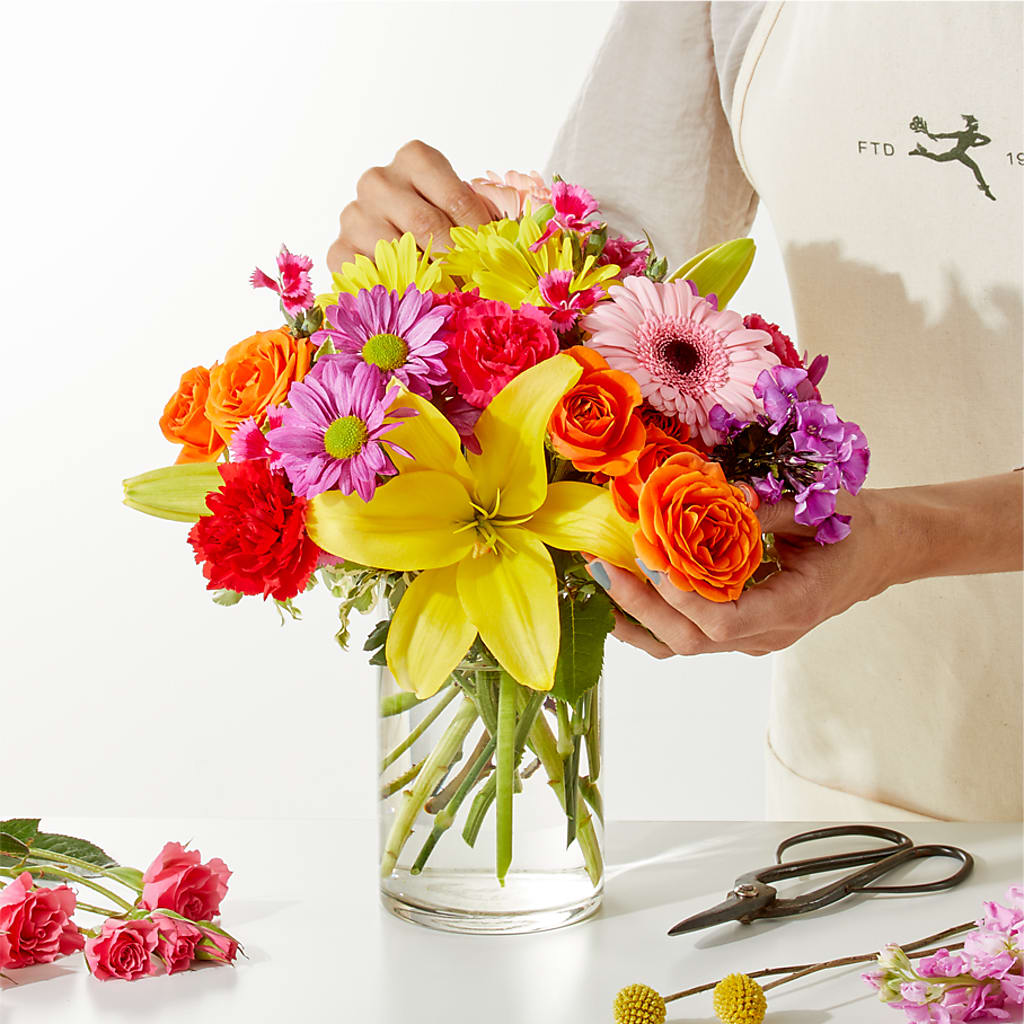 Cue the Confetti - A Florist Original – Maison Blooms, Wesley Chapel FL