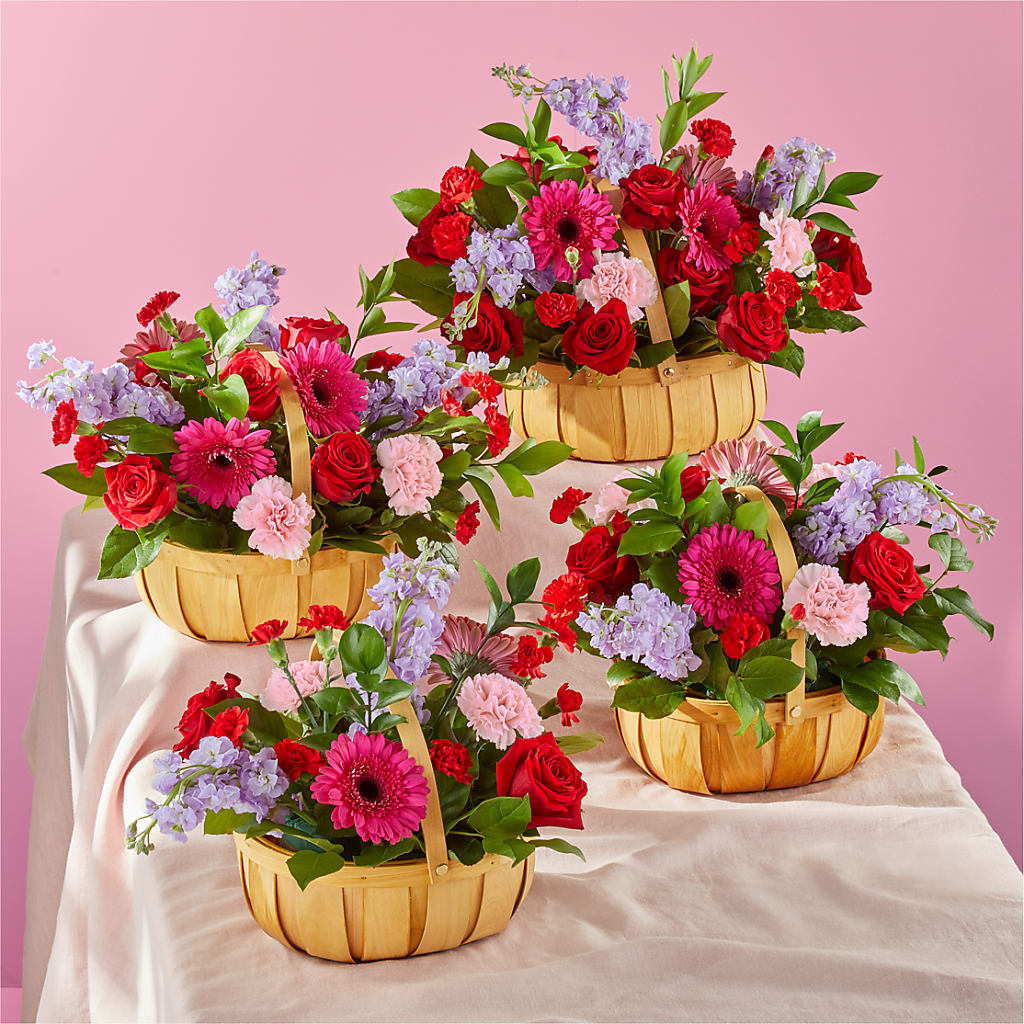 Pink Picnic Basket – Maison Blooms, Wesley Chapel FL