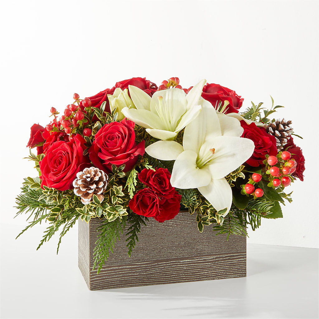 Snowy Wonderland Bouquet –  Maison Blooms, Wesley Chapel FL