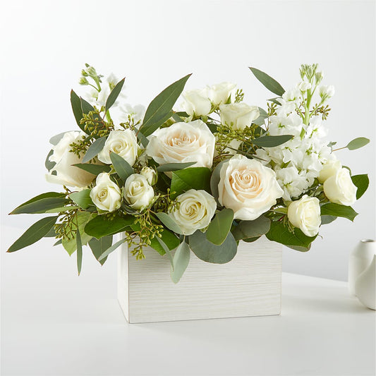 Fresh Linen Box Bouquet –  Maison Blooms, Wesley Chapel FL