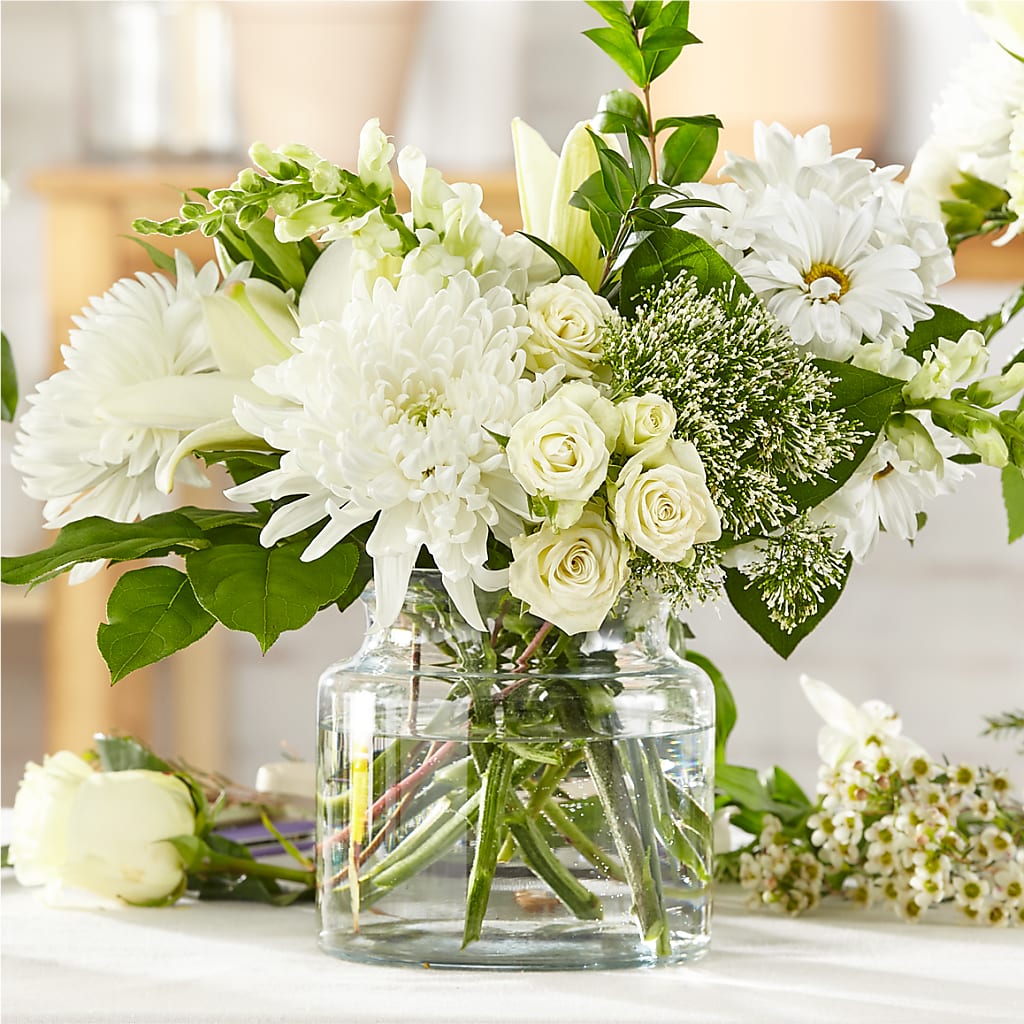 Classic Ivory – A Florist Original –  Maison Blooms, Wesley Chapel FL