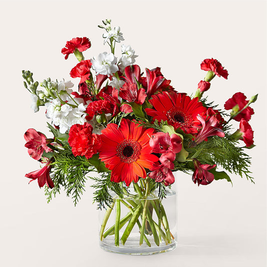 Holidaisy Bouquet –  Maison Blooms, Wesley Chapel FL