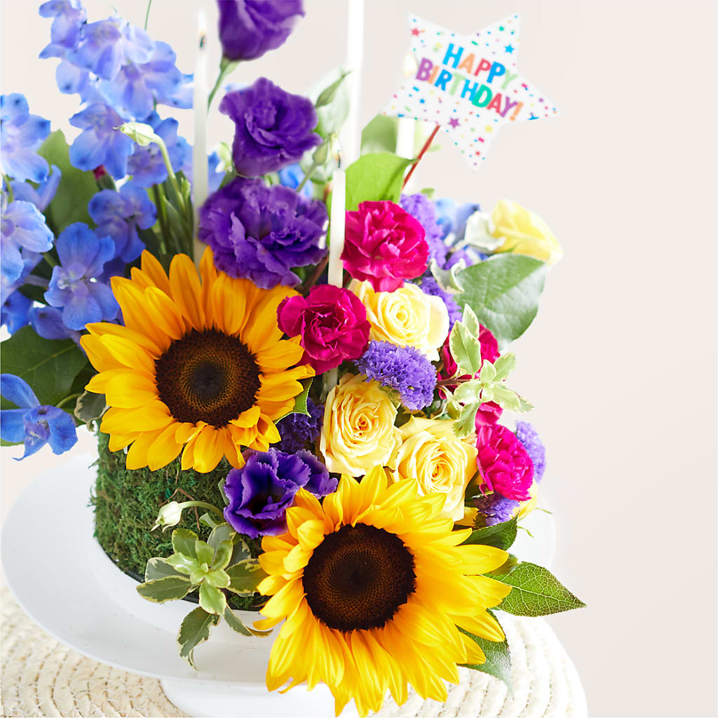 Star of the Day Floral Cake –  Maison Blooms, Wesley Chapel FL